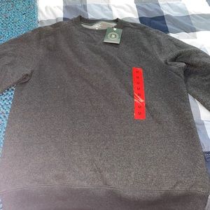 NWT GH BASS and co Mens Sweater